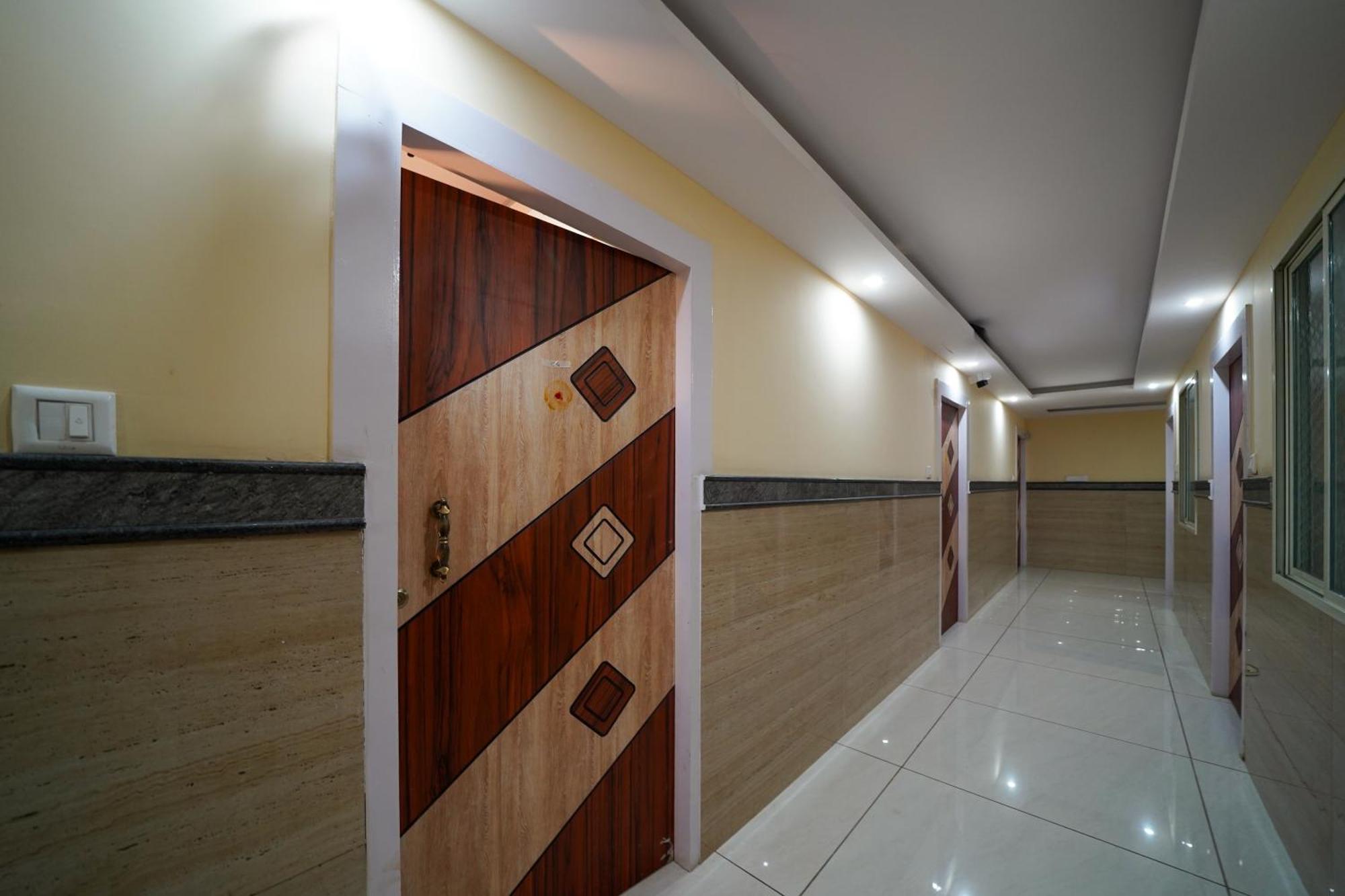 Open Hotel By Olive - Sai Luxury Comforts Bangalore Esterno foto